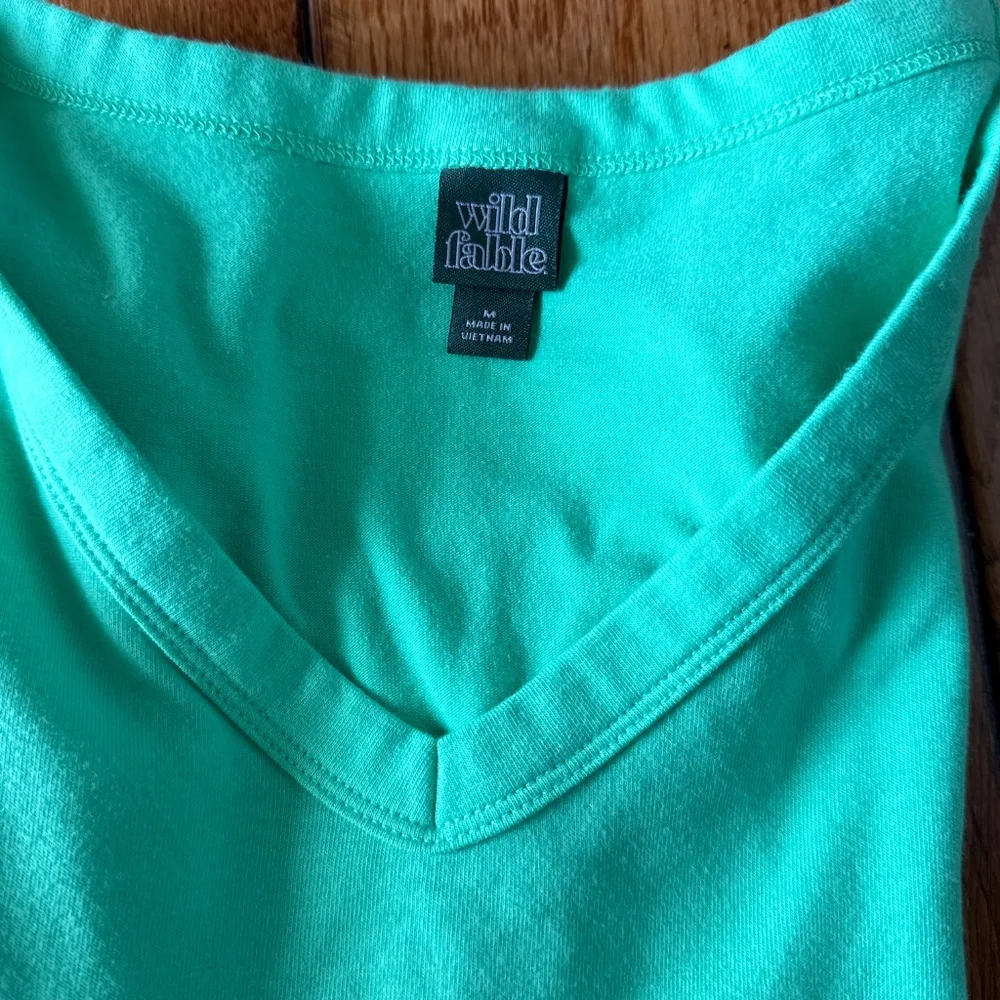 Aerie size small biker shorts & crop top and wild fable T - Picture 3 of 4